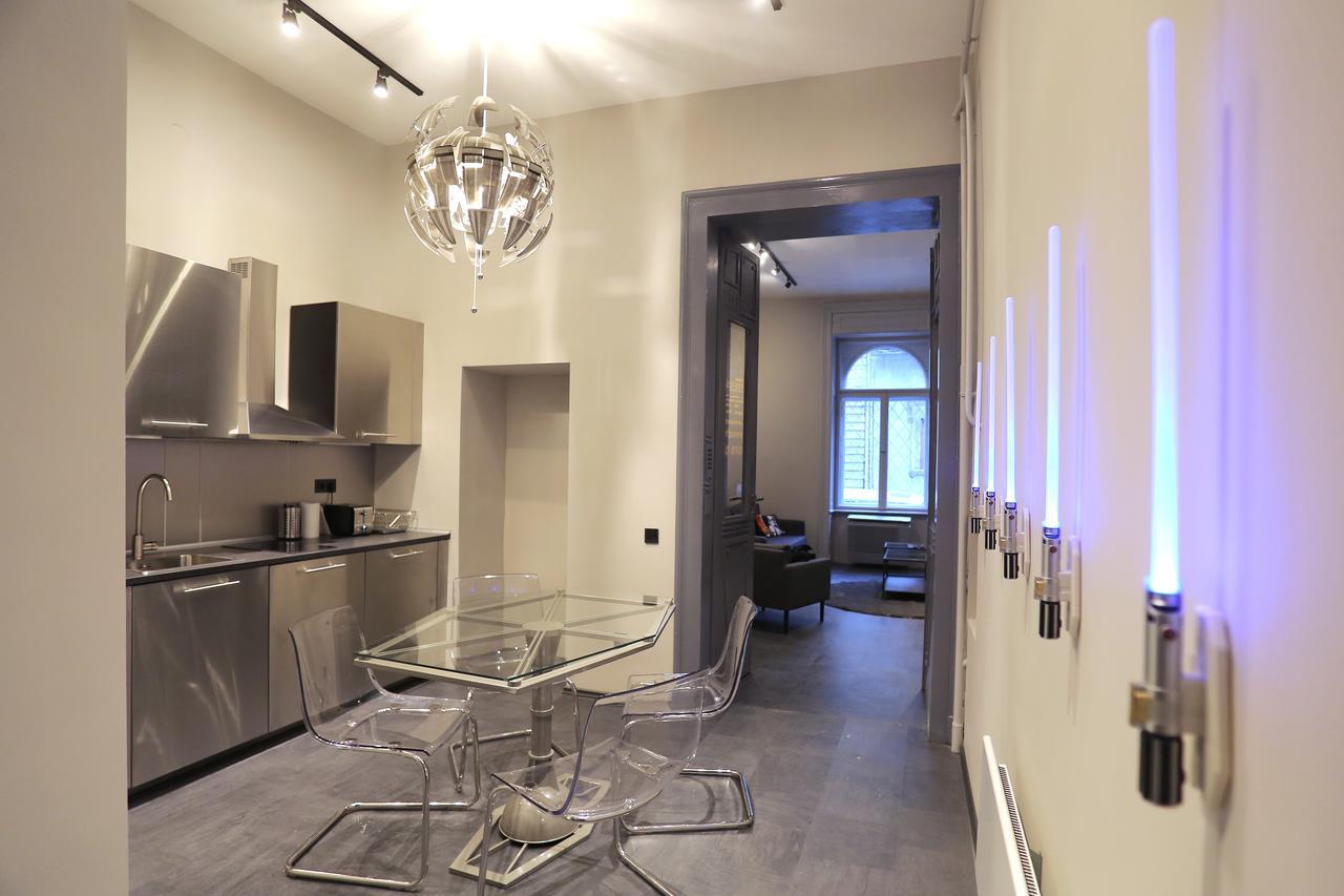 D.Five Galactic Apartment - Budapest — Photos 2